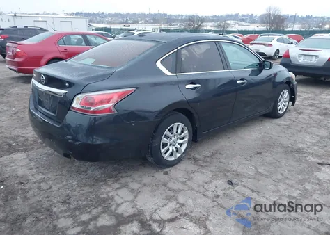 2015 Nissan Altima 2.5/2.5 S/2.5 Sl/2.5 Sv z USA, uszkodzony, nr VIN 1N4AL3AP0FN383853